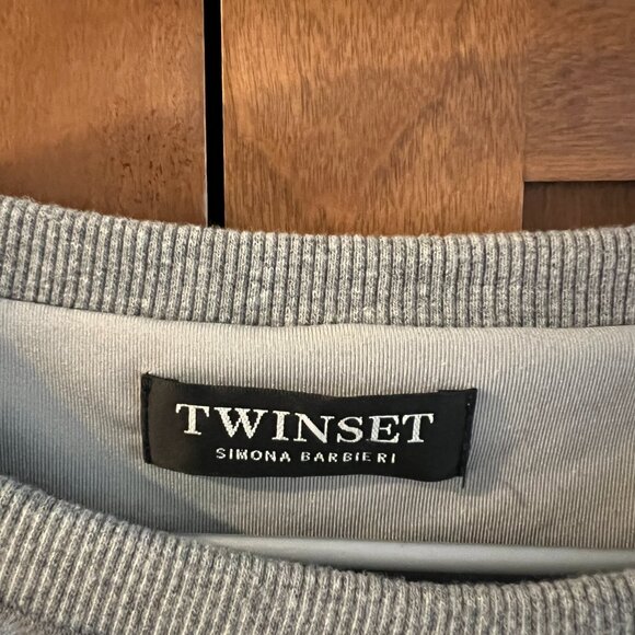 Long sleeve sweater. - Picture 5 of 14